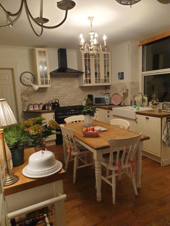 Judy'S B&B Private Home Cardiff Ngoại thất bức ảnh