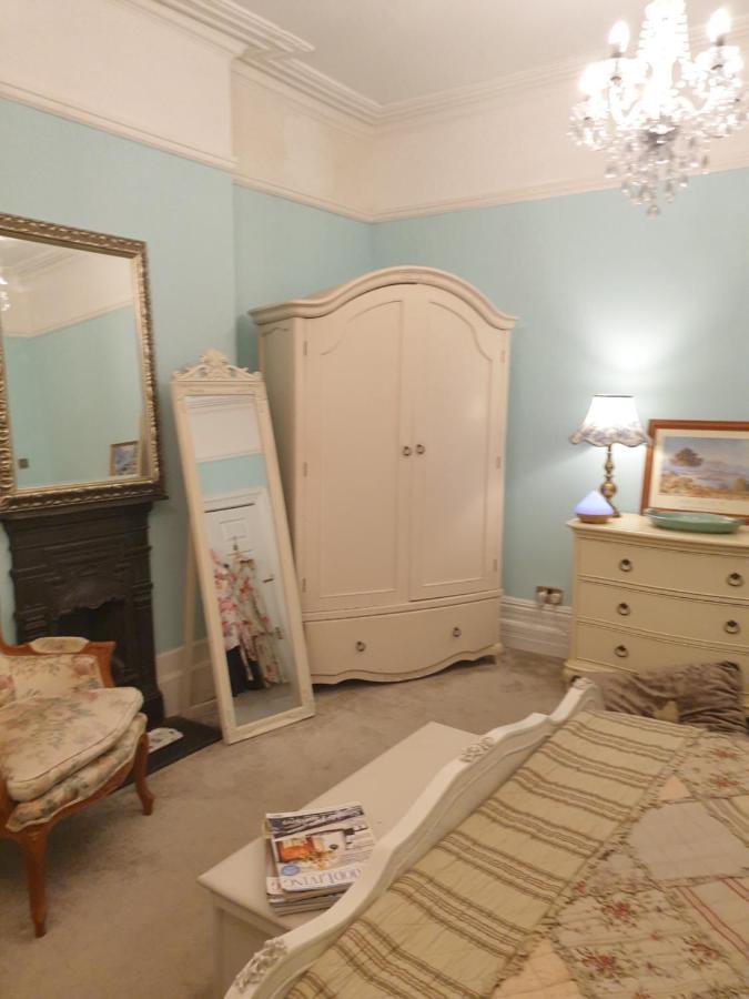 Judy'S B&B Private Home Cardiff Ngoại thất bức ảnh